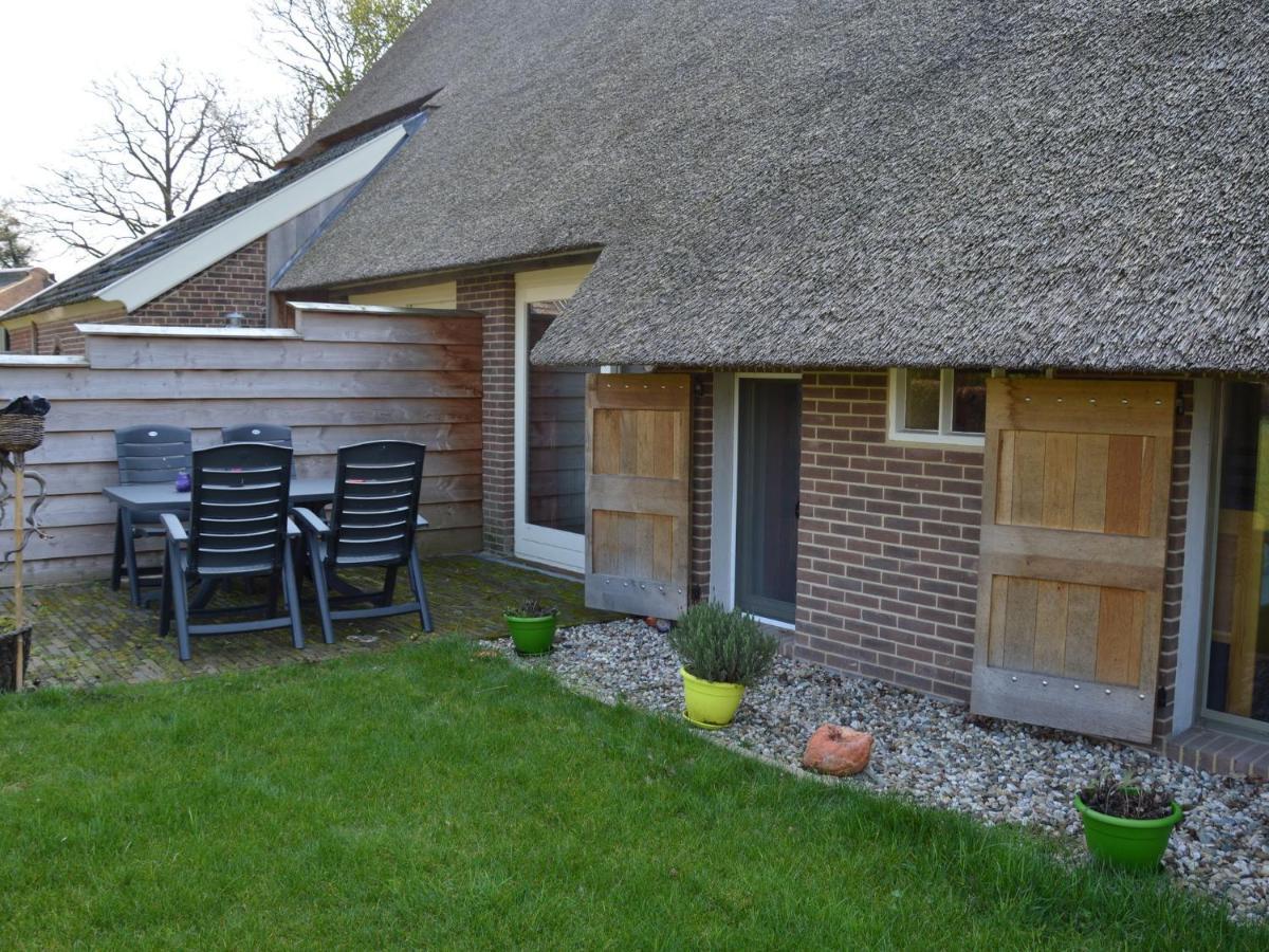 Staying In A Thatched Barn With Box Bed Beautiful View Region Achterhoek Geesteren  Ngoại thất bức ảnh